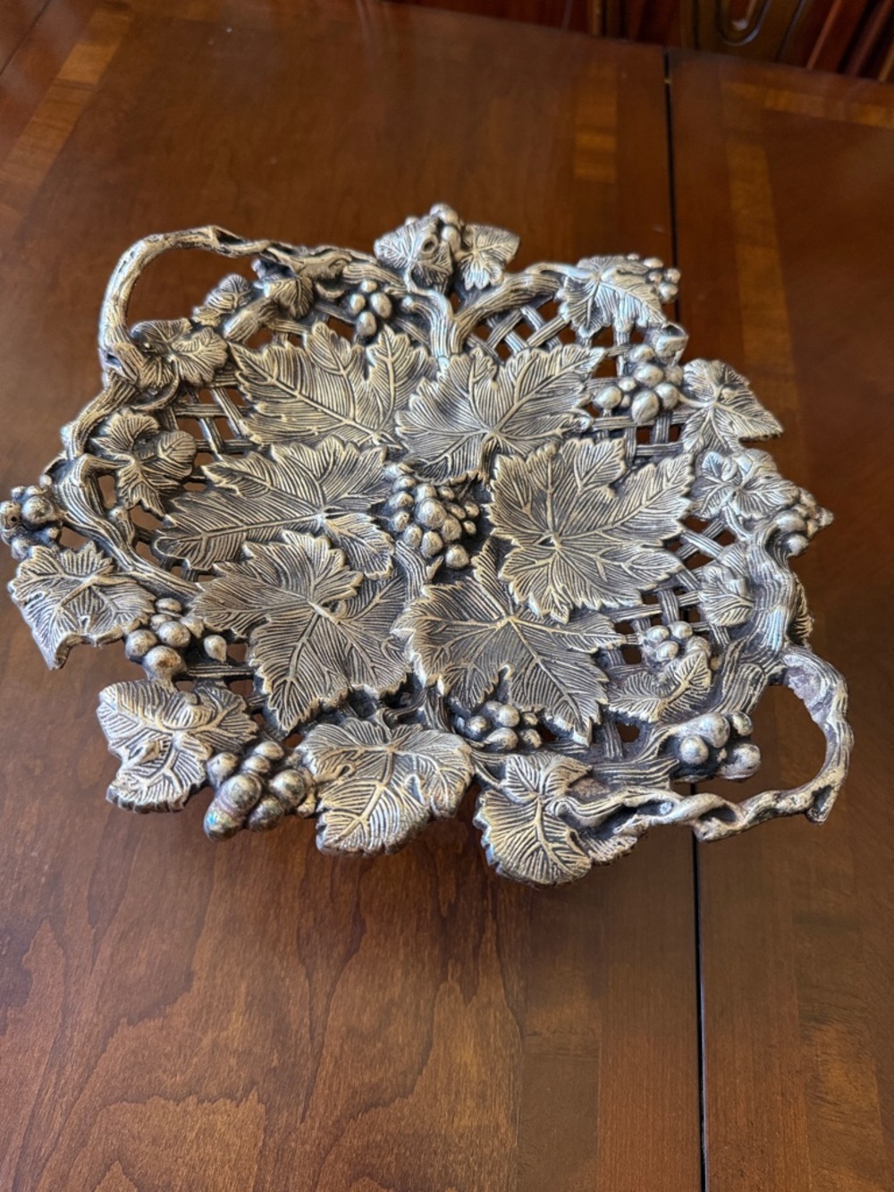 Ornate Leaf-Pattern Pedestal Serving Tray - Silver Finish - Picture 2 of 9